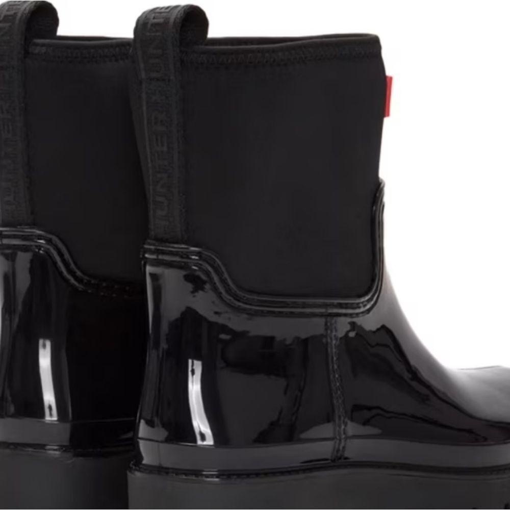 Hunter Ella Chelsea Waterproof Boots- Black/Black Shiny PVC - Picture 3 of 8